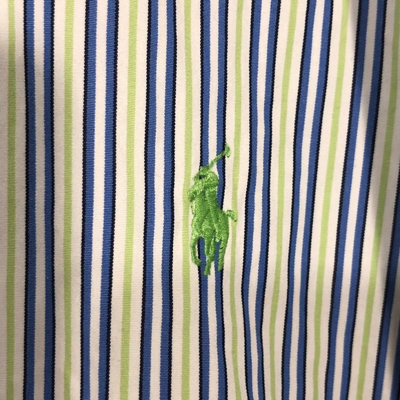 Polo Ralph Lauren Button Down size medium - Picture 4 of 5